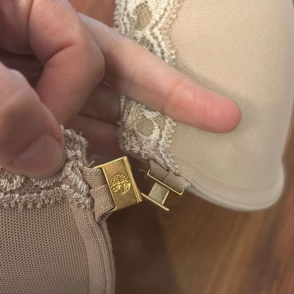 NWOT Natori beige underwire bra racer back with lace size 34C - Picture 5 of 5